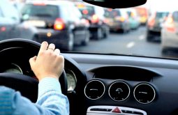 Novas regras para quem quer tirar a CNH carteira de motorista bolsonaro radio corredor 255x165 - Novas regras para quem quer tirar a CNH