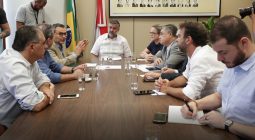 A esquerda rachou 2978393C FF0D 4773 B1E9 F9A06BF7A1A2 255x140 - A esquerda rachou