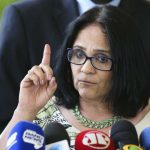 Damares está Sendo Cancelada Pela Própria Direita