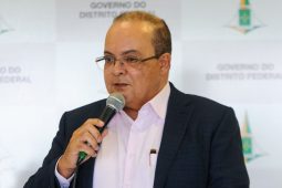Guerra contra a dengue governador distrito federal ibaneis rocha radio corredor 255x170 - Guerra contra a dengue
