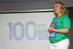 Administradora chama deputado de machista (Foto: Santa Online) Administradora chama deputado de machista (Foto: Santa Online)