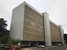 A 'baba' que a Câmara vai gastar para reformar apês apartamentos funcionais camara federal radio corredor 229x170 - A 'baba' que a Câmara vai gastar para reformar apês