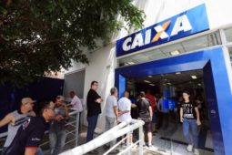FGTS: 40 milhões de trabalhadores efetuaram o saque imediato caixa economica federal saque fgts radio corredor 255x170 - FGTS: 40 milhões de trabalhadores efetuaram o saque imediato