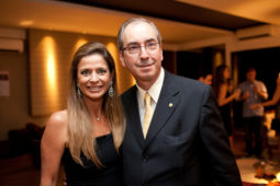Cunha e esposa podem estar com câncer eduardo cunha pmdb172 claudia cruz 255x170 - Cunha e esposa podem estar com câncer