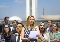 Que venha 2020 1E787175 F3F3 4D73 93E4 2220BC84453C 241x170 - Que venha 2020