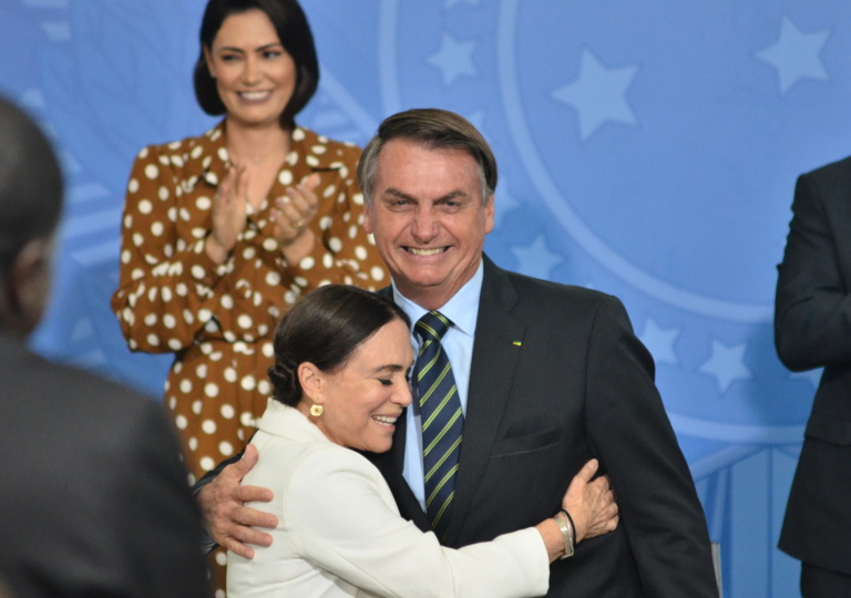 Posse de Regina Duarte