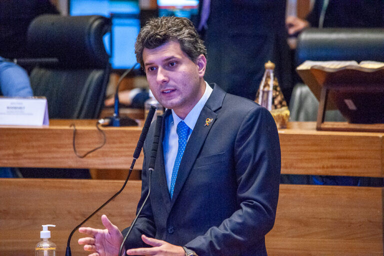 Semana da Maternidade e Paternidade Atípicas é Lei no DF