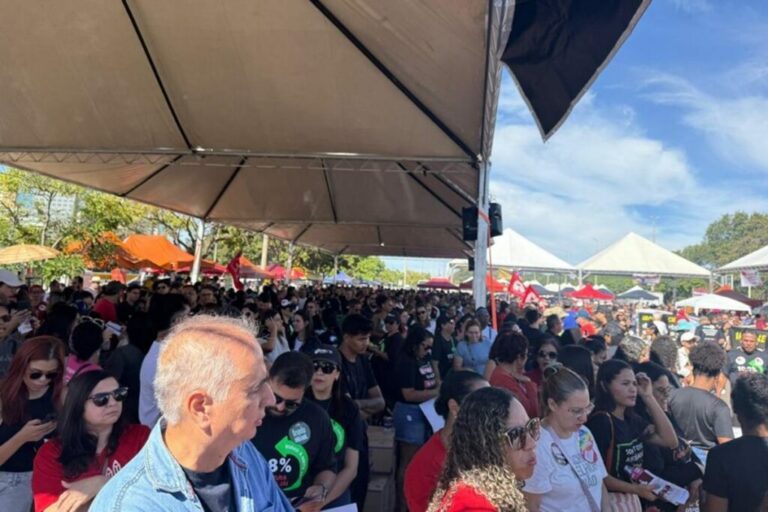 Greve mantida