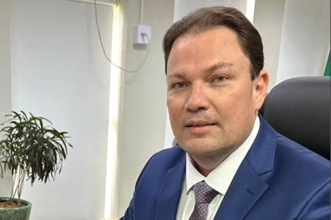Justiça revoga medidas protetivas contra Secretário do GDF