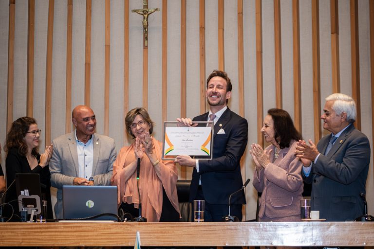 A Bronca de Caio Mudou a  Minha Vida