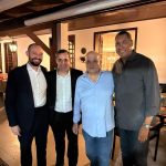 Jantar no Lago Sul reúne líderes do GDF e cúpula do Podemos