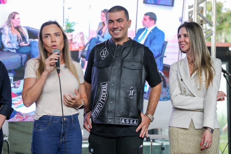 Luís Miranda lança pré-candidatura a deputado distrital e reúne lideranças políticas e sociais do DF