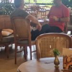 ☕ Bastidores no Lago Sul: café, pão de queijo e política