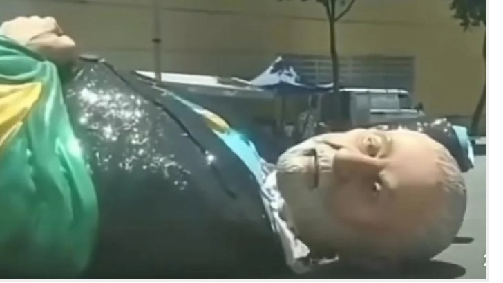 Carnaval, bajulação e desgaste: quando a narrativa vira contra o governo