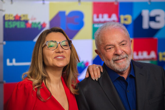 Governo Janja se Abala com Números